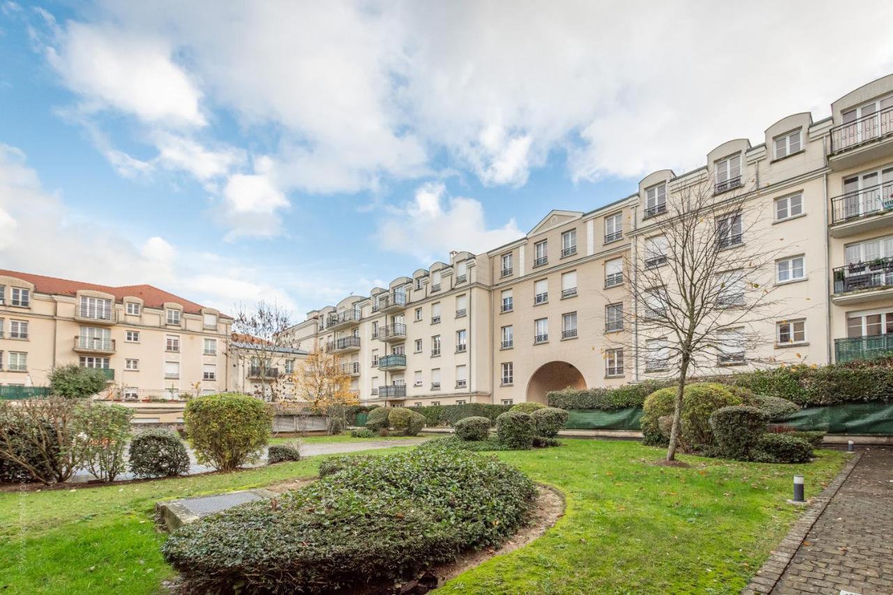 Luxe Flat For 7 - Fairytale Factory Apartment Bussy-Saint-Georges Exterior photo
